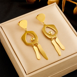 Geometric Pendant Earrings Zinc Alloy Gold Tone Irregular Shape Tassel Long Dangle For Party Fashion Jewelry - Product Image 1