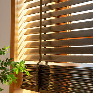 ستائر عمودية من خشب الزان بتصميم عصري للنوافذ الفرنسية، صديقة للبيئة ومتينة بسعر مخفض من المصنع - Product Image 6