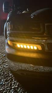 Pour l'assemblage de phares de Chevrolet ancienne avec feux de jour blancs/ clignotants LED ambrés et feux de position pour Chevrolet Silverado 1500 de 1999 à 2002 - Product Image 6