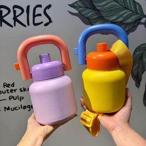 Nuevo Estilo Vaso Doble Portátil de Gran Capacidad, Taza de Agua Moderna y Linda con Diseño de Cubo, Regalo al por Mayor - Product Image 4