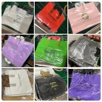 Sacs à provisions en plastique épais colorés avec poignée Logo personnalisé imprimé une couleur les deux côtés sacs-cadeaux en vrac en gros Lot 200 pièces