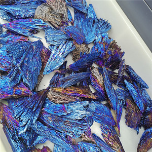 Commercio all'ingrosso placcato naturale ruvido grappoli di cristallo di piume di pavone di Aura <span class=keywords><strong>tormalina</strong></span> <span class=keywords><strong>nera</strong></span> per la vendita - Product Image 3