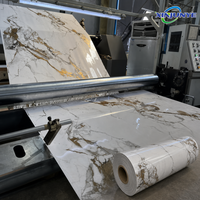 Film vinyle décoratif premium pour le marché d'Asie centrale, motif grain de bois et marbre pour panneaux MDF, portes en bois et revêtements muraux