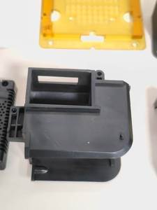 Pièces en plastique et en métal usinées sur commande par CNC pour accessoires de prototypes industriels - Product Image 3