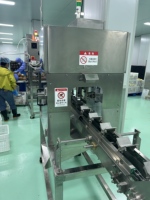 Automatische elektrische ananas schiller, ontpitter en snijmachine, industriële automatische ananas schilmachine