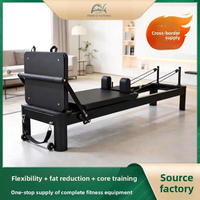 Pilates Reformers : Lit de Pilates léger en aluminium avec cadre noir mat pour l'entraînement à domicile