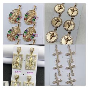 XUPING Gioielli all'ingrosso, ciondolo grande da uomo placcato oro 14K, stile Hip Hop Iced Out, personalizzato con croce di <span class=keywords><strong>Gesù</strong></span>, alla moda - Product Image 3