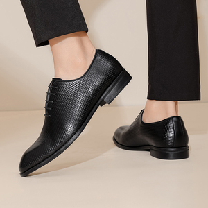 Nuevos Zapatos de Cuero para Hombre, Estilo Europeo, con Cordones, Oxford de Negocios con Diseño de una Sola Pieza en Estilo Británico-Coreano - Product Image 4