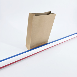 Empty bag produces a large straw - Kingmagic <b>stage</b> magic <b>props</b> manufacturer wholesale, festival party talent show - Product Image 1