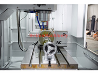 Machine de fraisage CNC verticale à 3 axes VMC1160 à broche unique BT40 pour le traitement de précision des métaux et la fabrication de moules