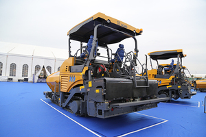 <span class=keywords><strong>XCMG</strong></span> prix usine RP903 pavé machine de pose de 9m de route en béton finisseur - Product Image 4