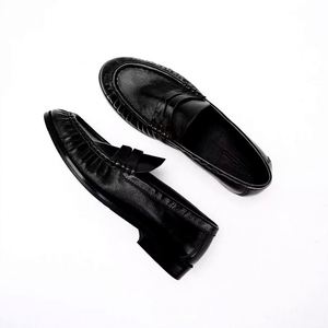 Mocassins en cuir véritable noir à bout rond, décorés de pompons, chaussures décontractées pour hommes, toutes saisons - Product Image 4