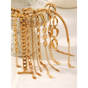 Bracciale a maglie <span class=keywords><strong>con</strong></span> <span class=keywords><strong>perline</strong></span> a corda Figaro cubano |   Gioielli <span class=keywords><strong>con</strong></span> Catena in Acciaio Inossidabile Placcato Oro 18K PVD, Impermeabili <span class=keywords><strong>e</strong></span> Ipoallergenici - Product Image 1