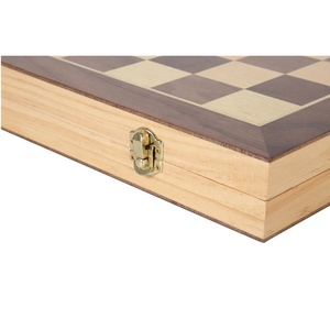 Set di Scacchi <span class=keywords><strong>in</strong></span> <span class=keywords><strong>Legno</strong></span> Ecologico Fatto a Mano OEM per Bambini, Uso Interno, Scacchiera Magnetica Pieghevole da Viaggio <span class=keywords><strong>in</strong></span> Feltro - Product Image 6
