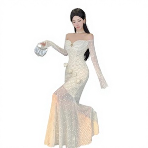 <span class=keywords><strong>Robe</strong></span> moulante élégante et sexy à épaules dénudées style français pour femme, <span class=keywords><strong>modèle</strong></span> 6953, avec jupe queue <span class=keywords><strong>de</strong></span> poisson en dentelle, idéale pour l'été - Product Image 1