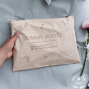 Sobre de Envío Rosa Intenso con Logotipo Personalizado, Bolsa de Correo para Mensajería y Entrega de Paquetes - Product Image 4