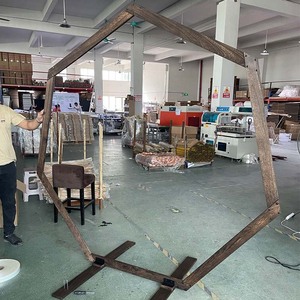 Grand arc de fleurs en <span class=keywords><strong>bois</strong></span> pour les mariages <span class=keywords><strong>Ballon</strong></span> Décoration Arrangement Floral Stand Toile de fond en vente pour cérémonie et événement - Product Image 5