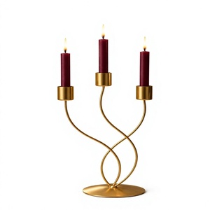 Nouveautés : Porte-bougie en fer doré, décoration de Noël à sept bras pour la maison et l'hôtel - Product Image 3