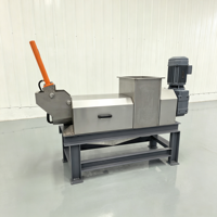 Industriële geavanceerde automatische enkelvoudige schroefontwateringsmachine voor fruit sap extractie, gebruikt in de fruit sapverwerkingslijn