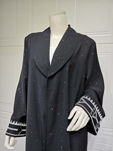 Vente en gros Sharut 2024 Dubai modeste <span class=keywords><strong>Abaya</strong></span> pour femmes luxe broderie manches ouvertes Kimono <span class=keywords><strong>fille</strong></span> Eid vêtements de Turquie - Product Image 3