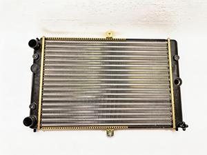 <span class=keywords><strong>Radiateur</strong></span> d'eau pour Lada 2108 (référence OE 21080-1301012) – Pièce de système de refroidissement moteur automobile avec tube d'expansion - Product Image 1