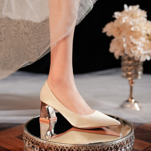 Zapatos de Tacón Grueso con Punta en Pico de Satén 6222A, Elegantes Zapatos de Fiesta y Boda para Mujer, Tacón Medio, Sin Cordones, para Todas las Temporadas, Tendencia de Moda - Product Image 1