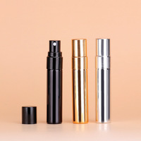 Fournisseur de la Chine bouteille de diffuseur de roseau en verre vide d'huile de parfum de conception personnalisée bouteille de parfum en verre de 5ml avec pompe en aluminium doré