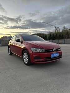 รถยนต์ <span class=keywords><strong>Volkswagen</strong></span> <span class=keywords><strong>Polo</strong></span> Plus Automatic Colorful Tech Edition สีแดง รุ่นปี 2021 ลดราคาพิเศษ - Product Image 3