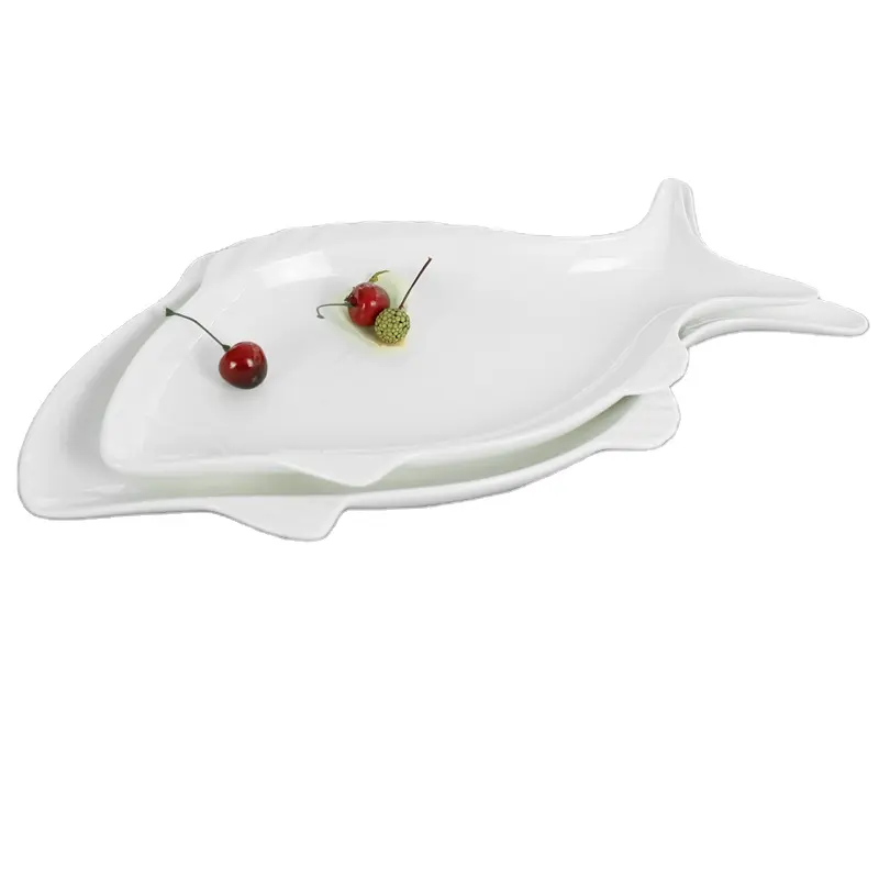 Restaurant white porcelain different size fish plate with fish shape design