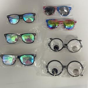 แว่นตาคาไลโดสโคปทันสมัยมาใหม่เฉดสีเทศกาลดนตรีโมเสครูปภาพตลกสำหรับงานรับปริญญาและวันขอบคุณพระเจ้า - Product Image 6