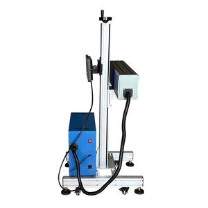 Máquina de marcado láser de 30w 40w Co2 en línea de alta velocidad para grabado láser en movimiento en cintas transportadoras, fecha de producción, plástico - Product Image 5