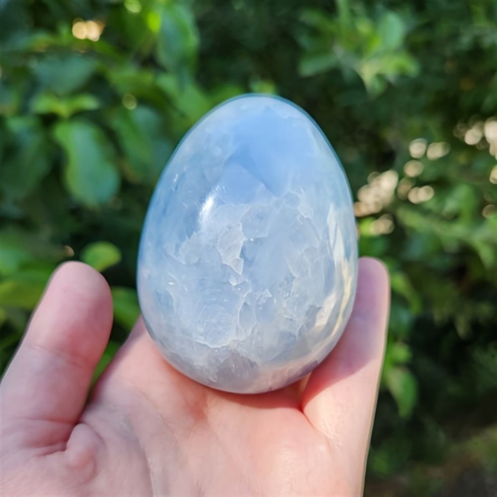 ไข่หินสีฟ้า