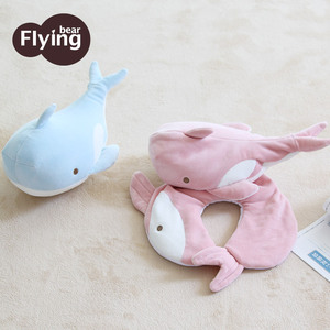Almohada de Viaje en Forma de U Flyingbear con Diseño de Ballena, Plegable, para Adultos, Rosa y Azul, de Doble Uso, Suave y Afelpada - Product Image 4
