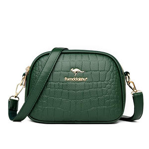 <span class=keywords><strong>Sac</strong></span> à bandoulière à rabat en cuir PU pour femmes Vintage <span class=keywords><strong>Sac</strong></span> à <span class=keywords><strong>main</strong></span> messager de créateur souple Multi-poches tendance Hiver Polyester Lady - Product Image 1