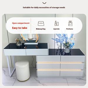 <span class=keywords><strong>Coiffeuse</strong></span> à LED de style moderne et simple <span class=keywords><strong>Coiffeuse</strong></span> éclairée Bureau de maquillage <span class=keywords><strong>avec</strong></span> placard intégré Panneau en bois pour chambre à coucher - Product Image 2