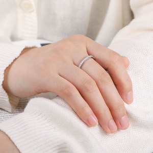 Anillo de Moissanita de Media Eternidad Color D de 1.4mm, Anillo Apilable de Plata S925 para el Dedo Anular, Estilo <span class=keywords><strong>Indie</strong></span> Minimalista al por Mayor - Product Image 4