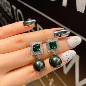 ต่างหูแบบห้อยสุดหรูสำหรับผู้หญิงต่างหูแบบ E2920สีเขียวดำคริสตัลรูปทรงเรขาคณิตเครื่องประดับสำหรับงานเลี้ยง - Product Image 4