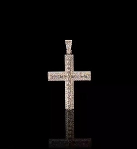 Luxe 14K Or Jaune 3D Croix Pendentif Élégant Hip Hop Conception Princesse Coupe Simulé 925 En Argent Sterling Fine Pendentifs Charmes - Product Image 3