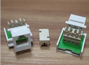 Mini prise téléphonique RJ-11 Cat.3 Keystone Jack de type AMP - Product Image 2