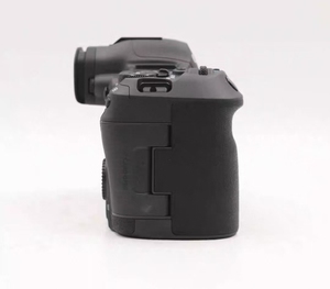 Appareil photo <span class=keywords><strong>Canon</strong></span> R5 Mark II (R5 II) 90 % neuf avec capteur CMOS plein format empilé et stabilisation d'image par déplacement du capteur sur 5 axes - Product Image 3
