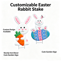 Poteau décoratif de jardin en métal « Lapin joyeux avec carotte et œuf » pour décoration extérieure de pelouse printanière