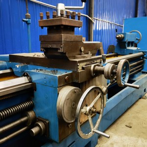 Vente chaude Prix usine <span class=keywords><strong>Tour</strong></span> à métaux horizontal d'occasion, machine industrielle manuelle 630x3000, banc robuste, Shenyang No.1 - Product Image 2