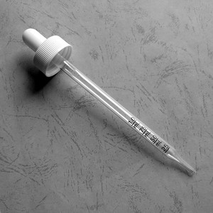 Pipeta cuentagotas de vidrio Tianjing de 120 ml con tapa de silicona y punta de plástico para botellas de laboratorio - Product Image 1