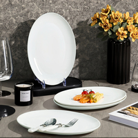 Assiettes à dîner ovales de grande taille 12'' 14'', plateau à crevettes elliptique en porcelaine osseuse, assiettes à poisson et à crevettes pour hôtel, mariage