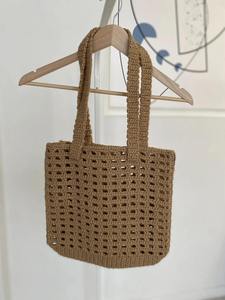 Sacs fourre-tout en jute faits à la main pour un style de vie durable et une utilisation par les clients, disponibles au prix d'usine - Product Image 6