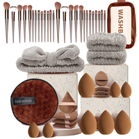 WELLFLYER MABR-262 Ensemble de pinceaux de maquillage professionnel 47 pièces, pinceaux synthétiques de qualité supérieure pour fond de teint, poudre, anticernes, fards à paupières, blush