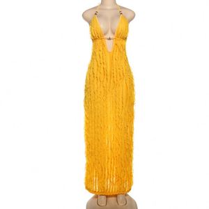 <span class=keywords><strong>Abito</strong></span> Lungo <span class=keywords><strong>Giallo</strong></span> con Scollo a V Profondo e Dettagli Texturizzati, Perfetto per Spiaggia e Feste, Vestito Sexy con Lacci - Product Image 5