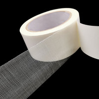 Adhésif sensible à la pression thermofusible de bande de tapis blanc sans résidus direct d'usine pour le tapis de mariage pour le masquage