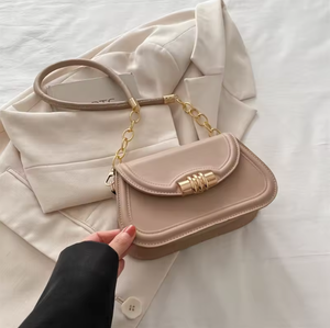 Bolso de Hombro Clásico Mini para Mujer, Color Sólido, Logotipo Personalizado, Material PU, Cadena, Estilo Saddle Bag, Venta al Por Mayor, Alta Calidad - Product Image 1