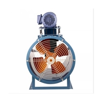 Le moteur de ventilateur de conduit en ligne industriel est un ventilateur d'extraction d'air extérieur pour la cabine de pulvérisation